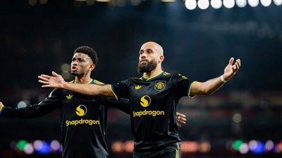 مانشستر يونايتد يواجه كريستال بالاس في الدوري الإنجليزي الممتاز موعد المباراة والقنوات الناقلة والتشكيل المتوقع