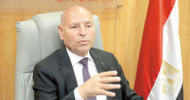 محافظ القاهرة يعلن تعديل تعريفة ركوب السرفيس والنقل العام والتاكسي الأبيض لضمان خدمات ميسرة