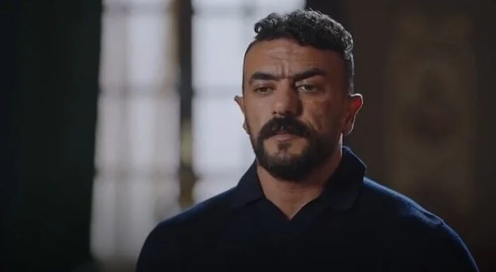 مسلسل علي كلاي الحلقة الثامنة والعشرون تعرف على مواعيد العرض والإعادة والقنوات الناقلة وتفاصيل مثيرة حول أحداث المسلسل