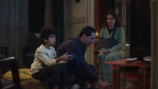 مسلسل “حد أقصى” يستعرض الأبعاد النفسية للابتزاز الإلكتروني