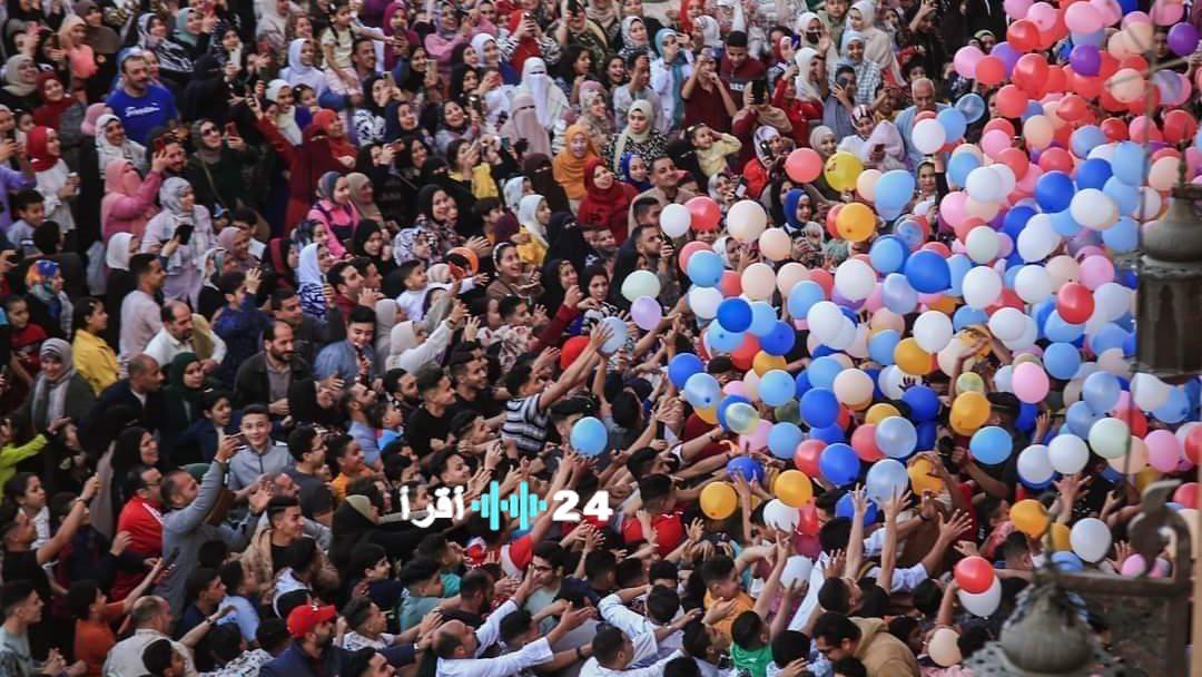 وزارة الموارد البشرية تعلن عن خمسة أيام إجازة رسمية لعيد الفطر مع تفاصيل موعد بدء العطلة