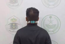 القبض على مقيم روج لتصاريح حج وهمية عبر إعلانات مضللة في عملية أمنية لضبط المحتالين