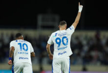 أسباب اختيار كريم بنزيما رقم 90 مع الهلال وما وراء الأرقام الغريبة في مسيرته