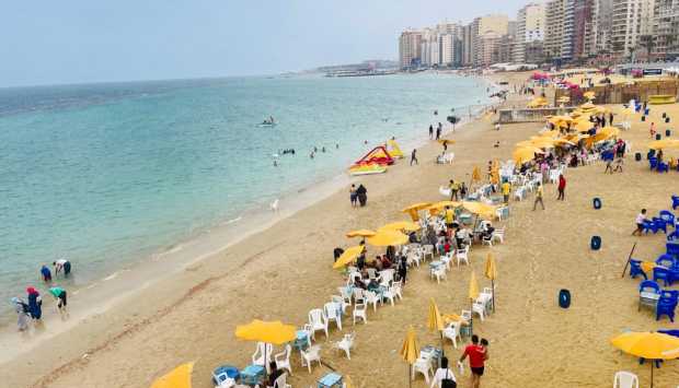 الأرصاد تطلق تحذيراً عاجلاً للمصطافين على هذه الشواطئ اليوم